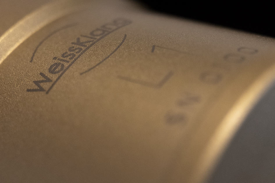 Close-up of the WeissKlang L1 microphone body